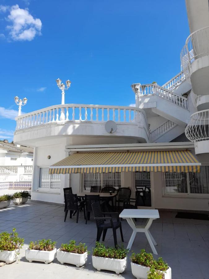 Apartamentos Las Americas - Blanes Beach ภายนอก รูปภาพ