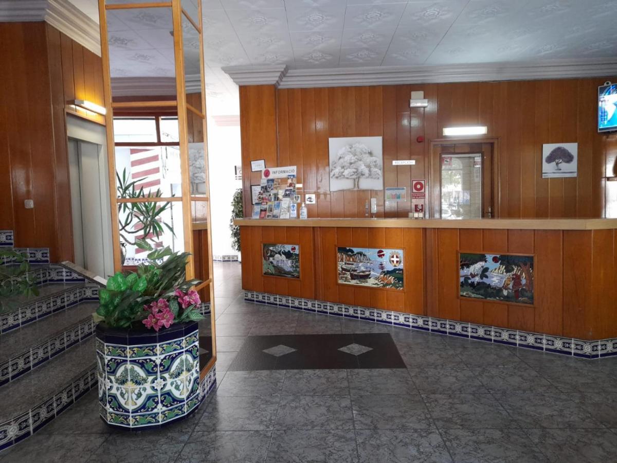 Apartamentos Las Americas - Blanes Beach ภายนอก รูปภาพ