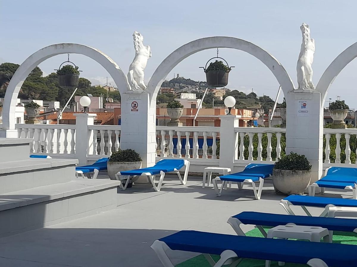 Apartamentos Las Americas - Blanes Beach ภายนอก รูปภาพ